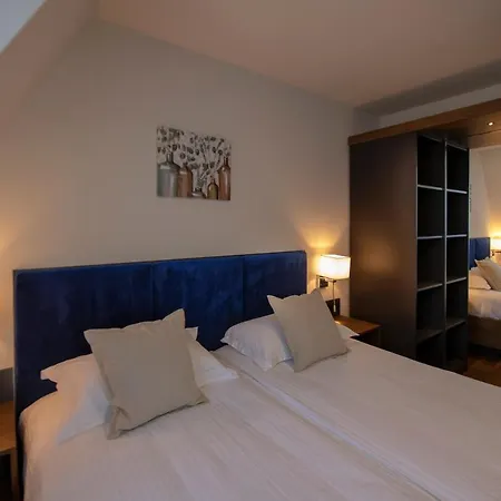 Park Inn *